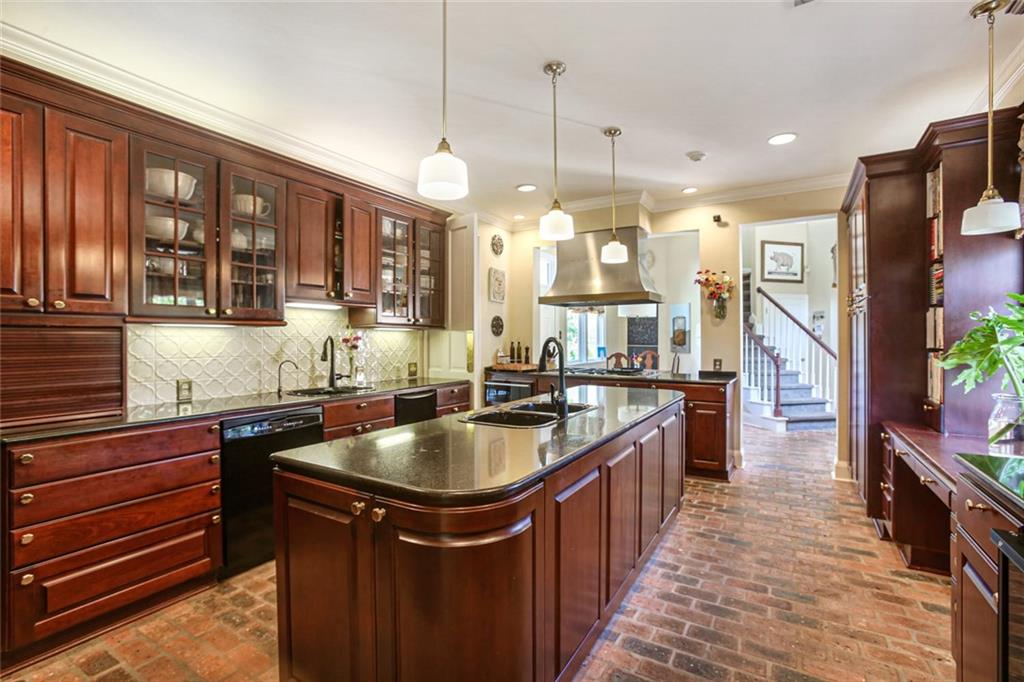 48 Colony Road Gretna, LA 70056 - Photo 10 of 33 Gallery Image 10