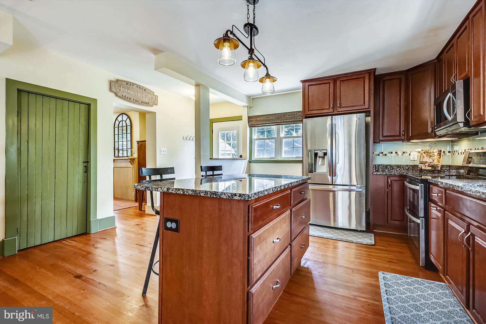 23804 Woodfield Road Gaithersburg, MD 20882 - Photo 13 of 57 Gallery Image 13