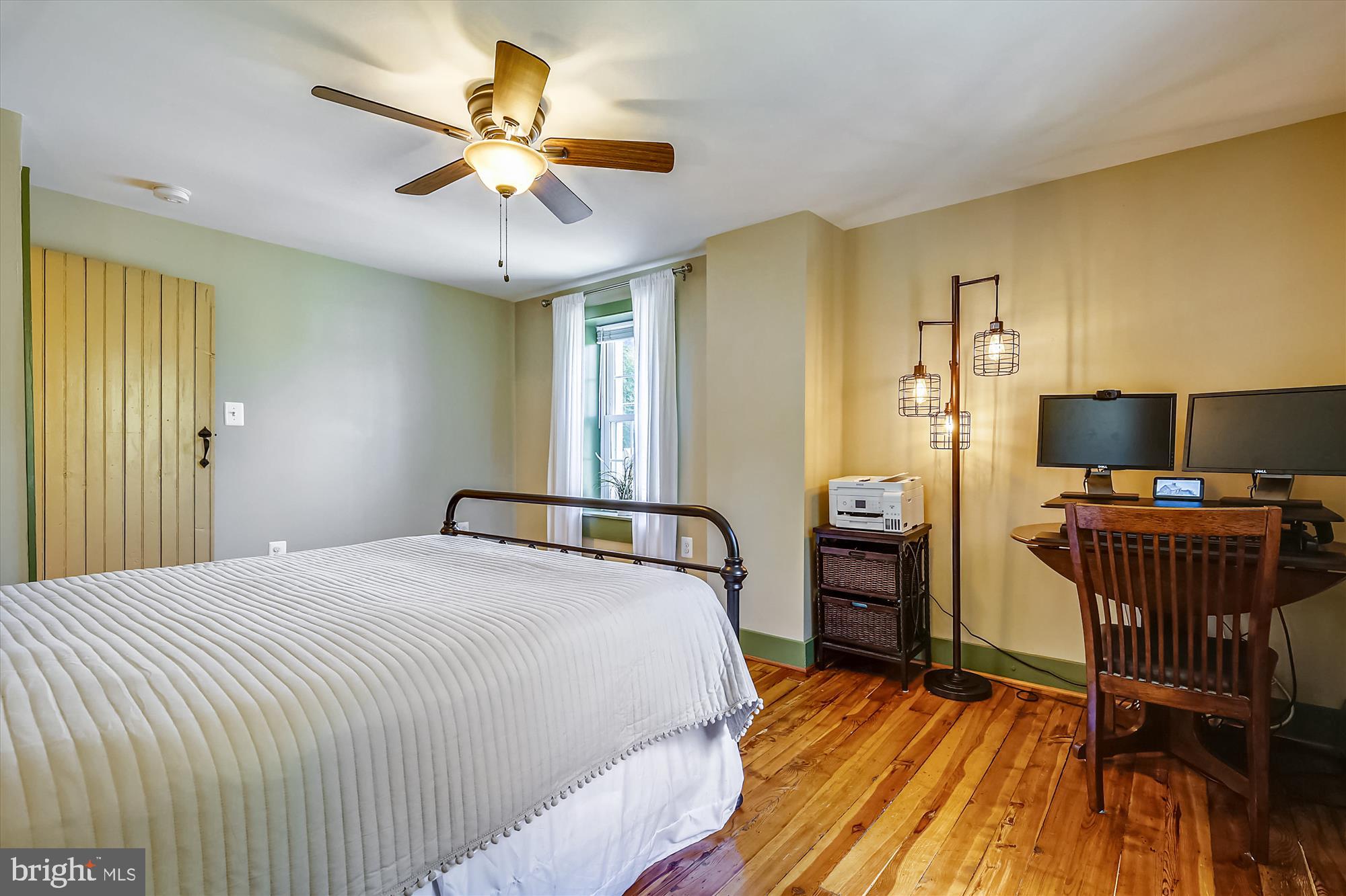 23804 Woodfield Road Gaithersburg, MD 20882 - Photo 33 of 57 Gallery Image 33