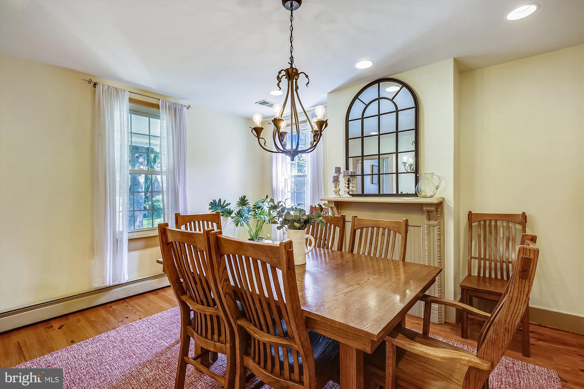 23804 Woodfield Road Gaithersburg, MD 20882 - Photo 5 of 57 Gallery Image 5