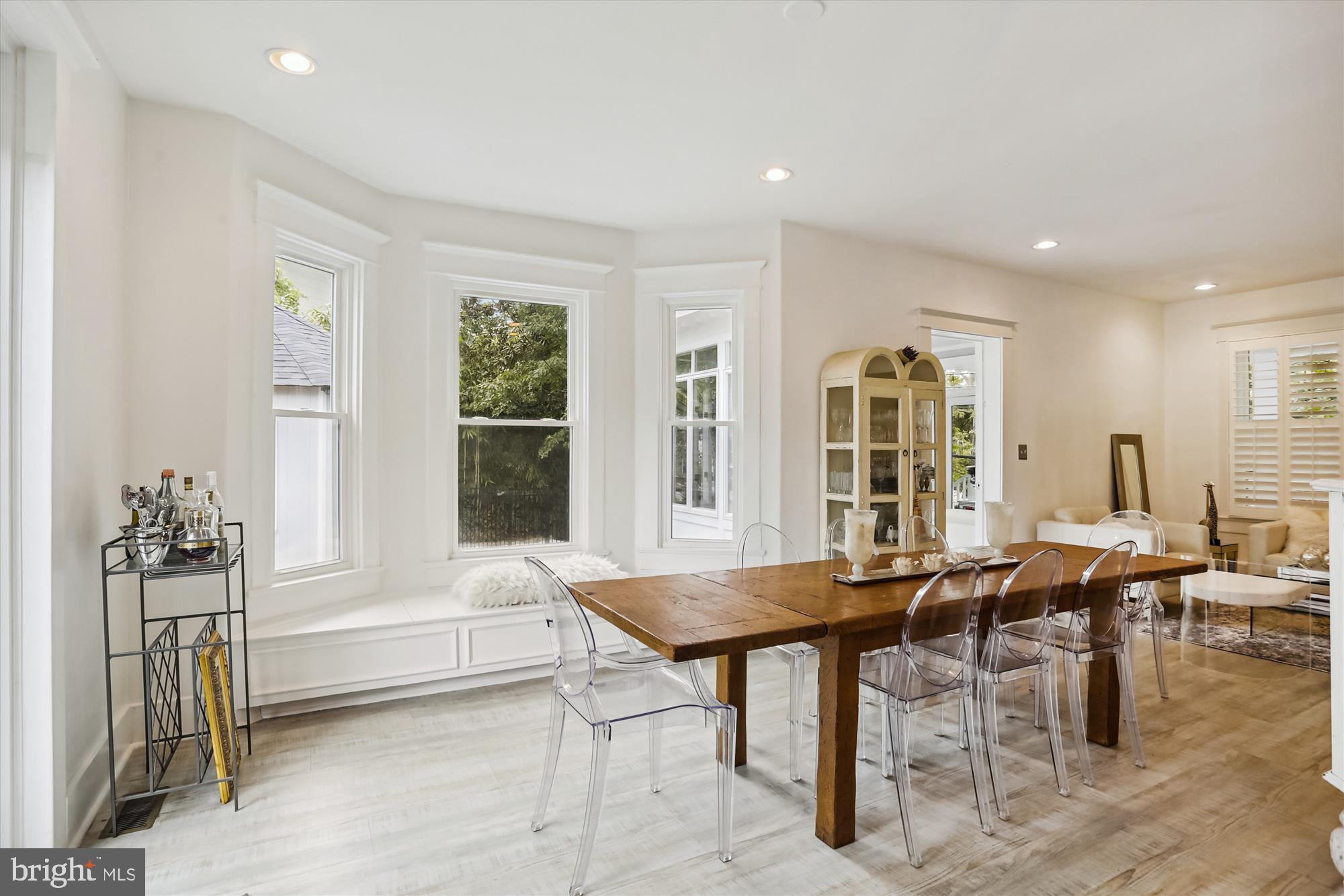 4887 MacArthur Boulevard Northwest Washington, DC 20007 - Photo 5 of 21 Dining Room, hardwood floors