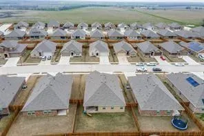 a view of house with a outdoor space