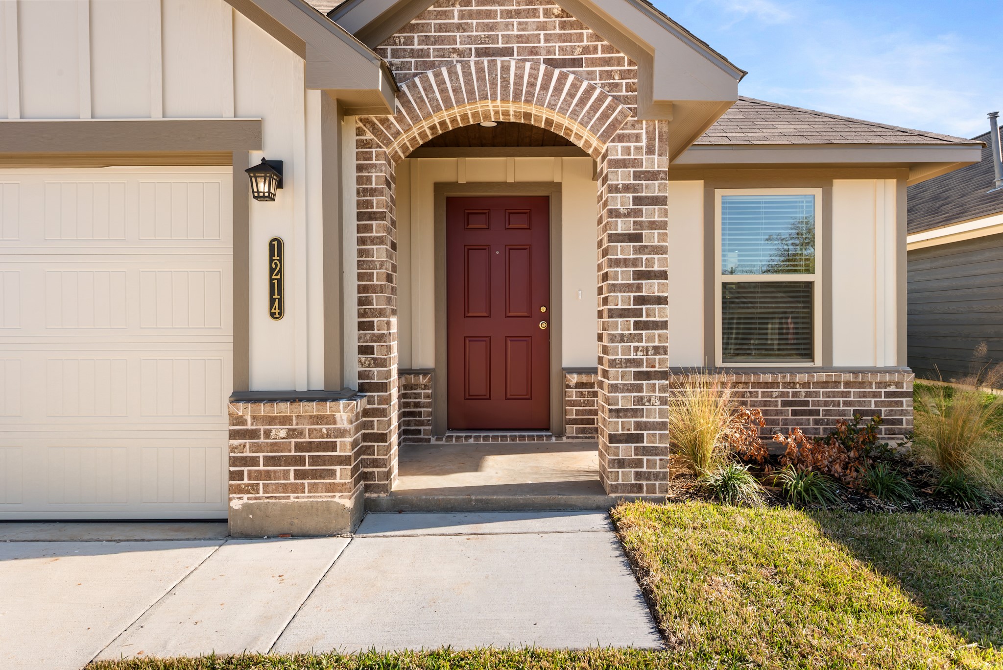1214 High Street Navasota, TX 77868 - Photo 4 of 28 a view of front door of house