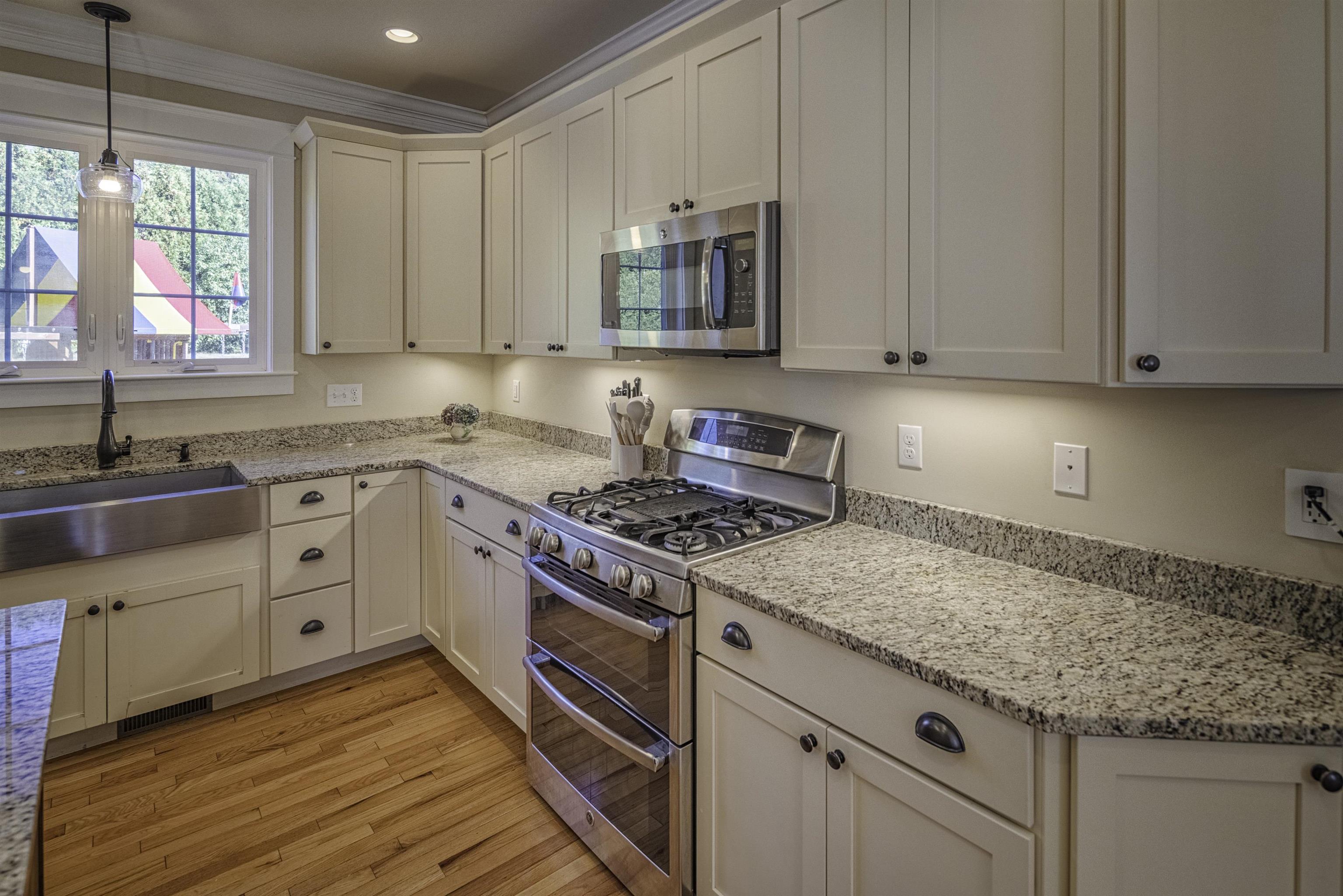 4 Shore Lane Dover, NH 03820 - Photo 14 of 38