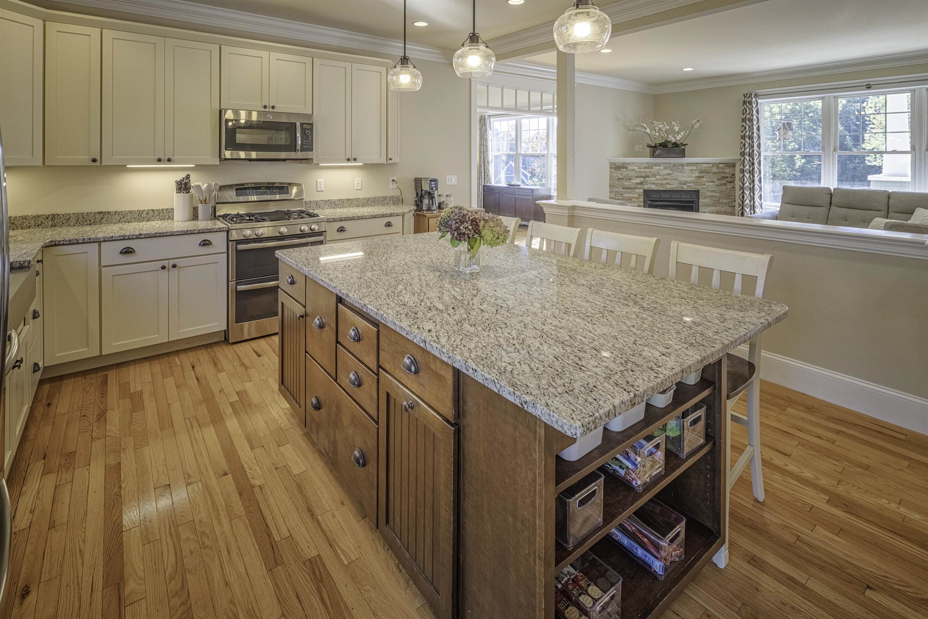 4 Shore Lane Dover, NH 03820 - Photo 15 of 38