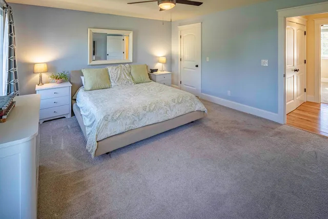 $949,900 | 4 Shore Lane, Dover, NH 03820