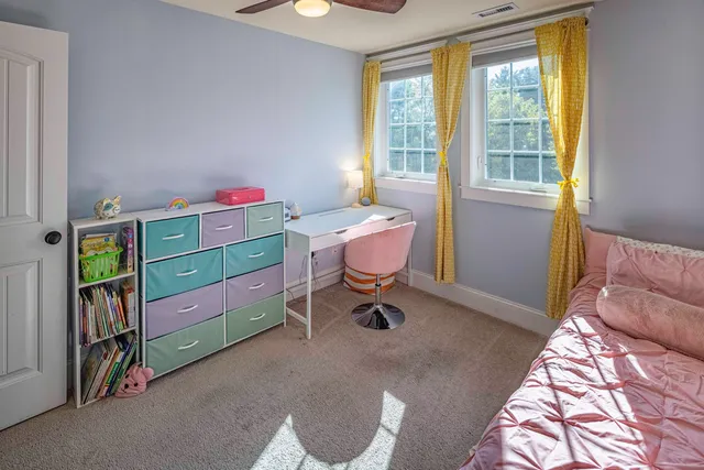 $949,900 | 4 Shore Lane, Dover, NH 03820