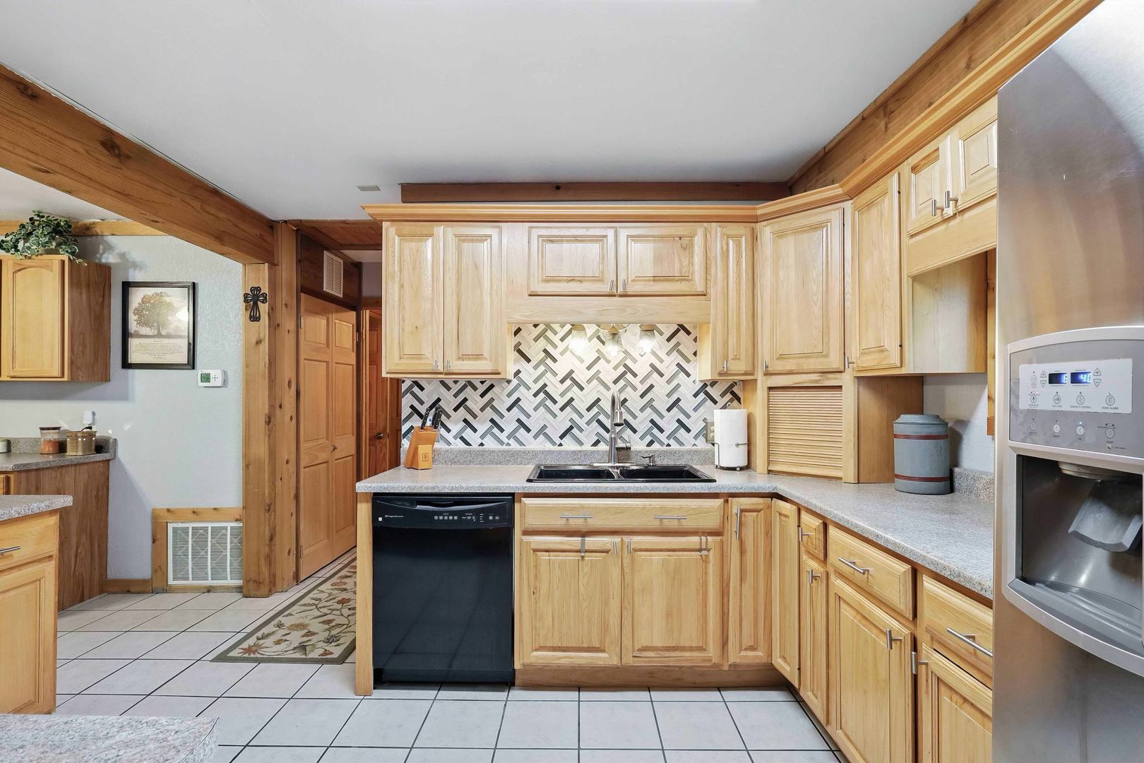 18599 317th Street Long Grove, IA 52756 - Photo 13 of 47