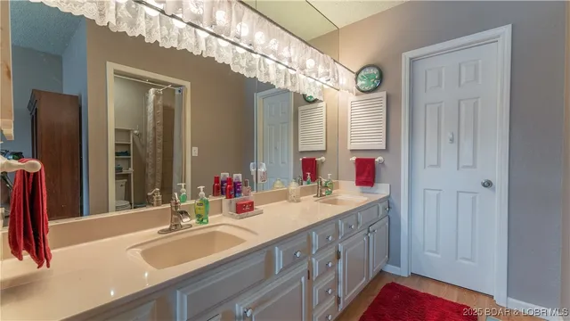 $348,500 | 90 Falls Point Drive, Unit 1B, Lake Ozark, MO 65049