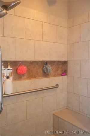 $344,500 | 90 Falls Point Drive, Unit 1B, Lake Ozark, MO 65049