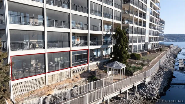 $348,500 | 90 Falls Point Drive, Unit 1B, Lake Ozark, MO 65049