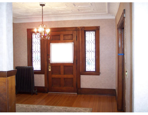 16 Highland Road Somerville, MA 02144 - Photo 2 of 10 Gallery Image 2