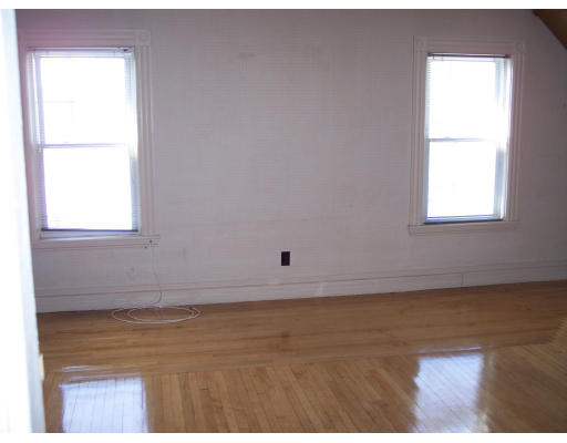 16 Highland Road Somerville, MA 02144 - Photo 10 of 10 Gallery Image 10