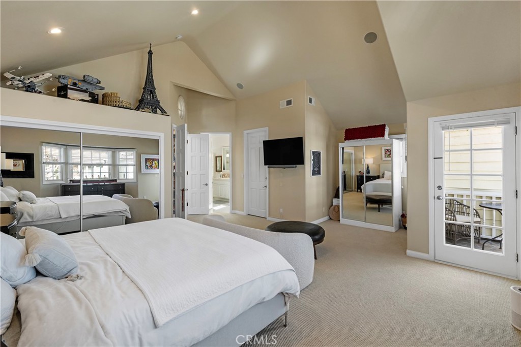 336 10th Street Manhattan Beach, CA 90266 - Photo 20 of 33