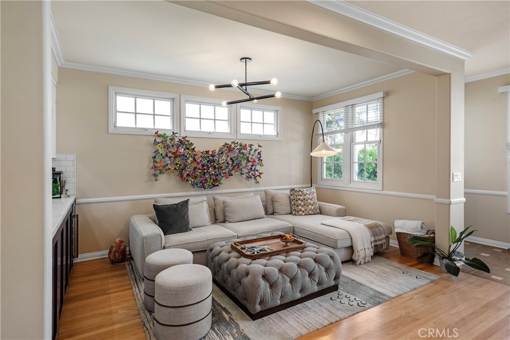 336 10th Street Manhattan Beach, CA 90266 - Photo 10 of 33