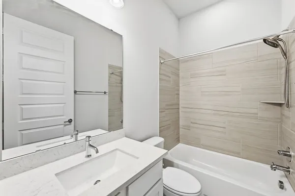 $3,400 | 9201 Spire View, Austin, TX 78744