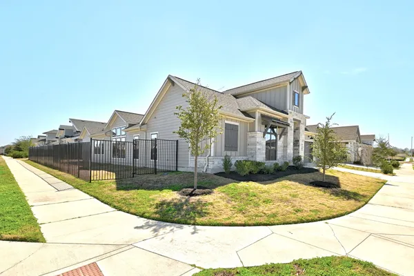 $3,400 | 9201 Spire View, Austin, TX 78744