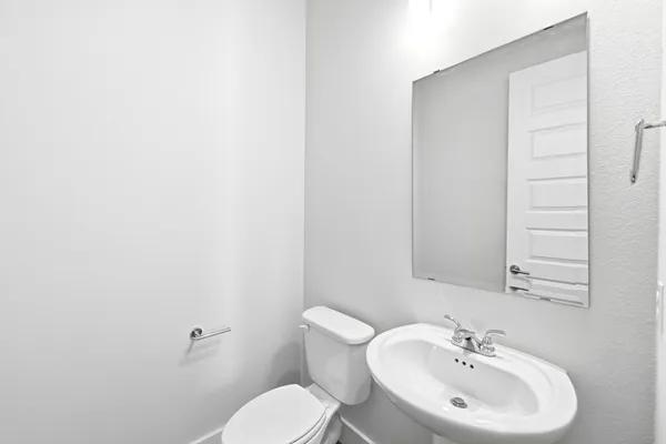 $3,400 | 9201 Spire View, Austin, TX 78744