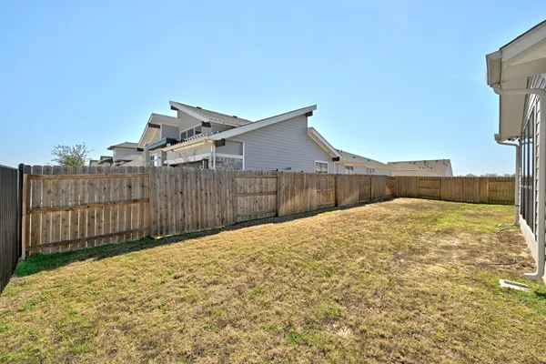 $3,400 | 9201 Spire View, Austin, TX 78744