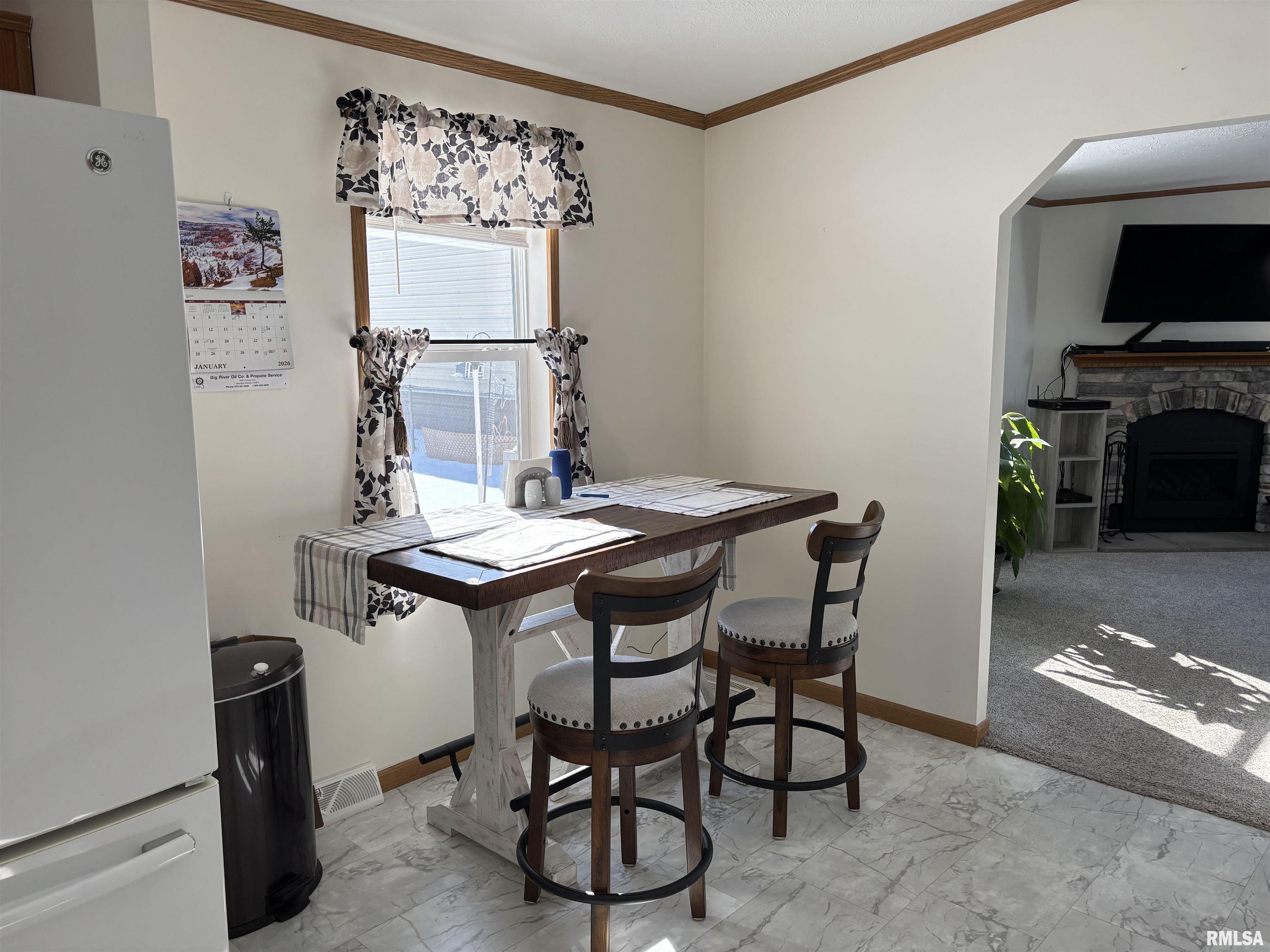 400 West Collins Street Mendon, IL 62351 - Photo 14 of 24