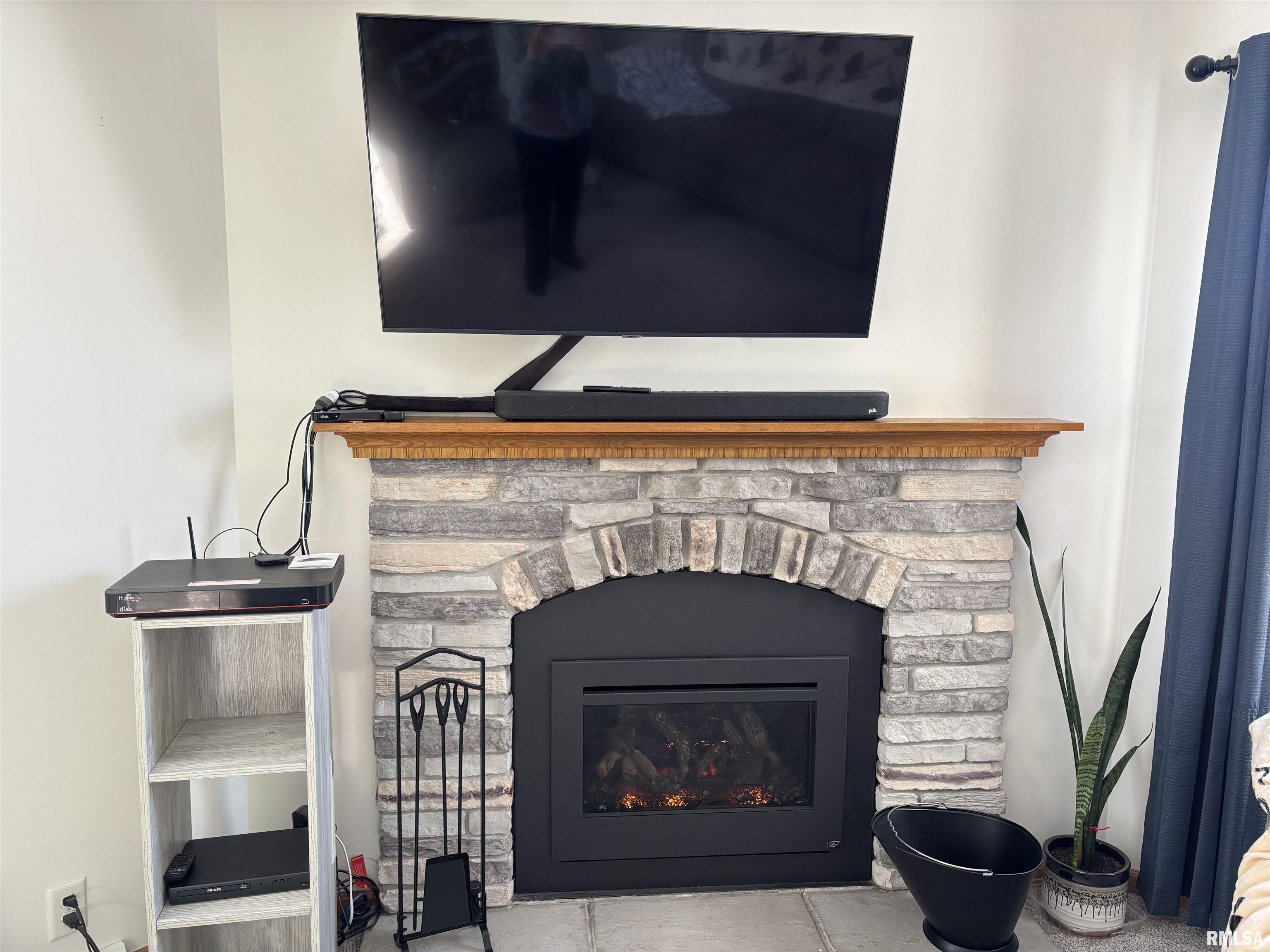 400 West Collins Street Mendon, IL 62351 - Photo 16 of 24