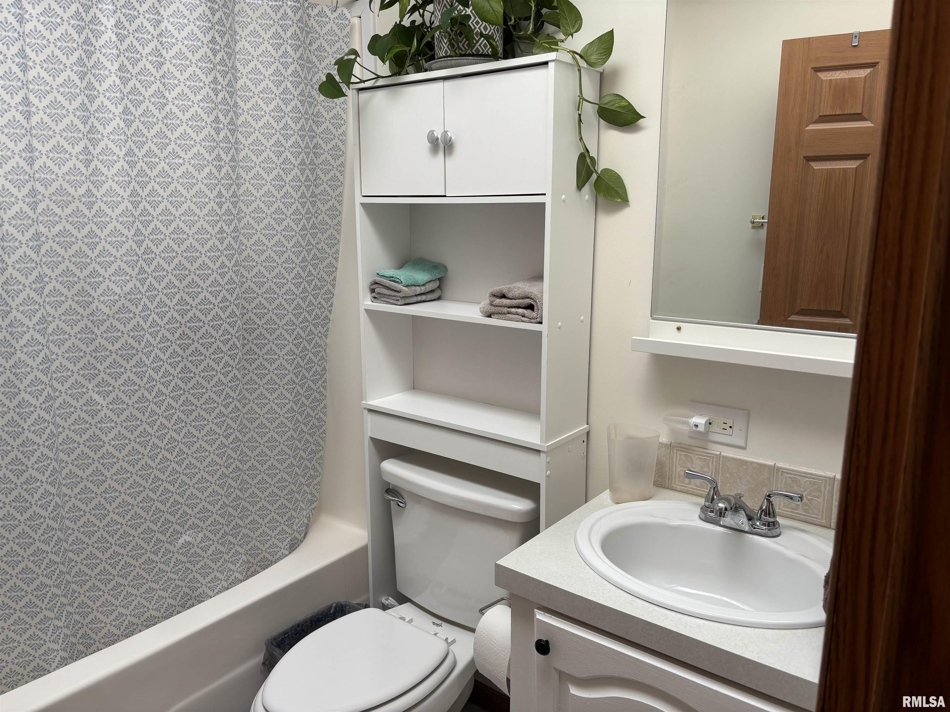 400 West Collins Street Mendon, IL 62351 - Photo 24 of 24