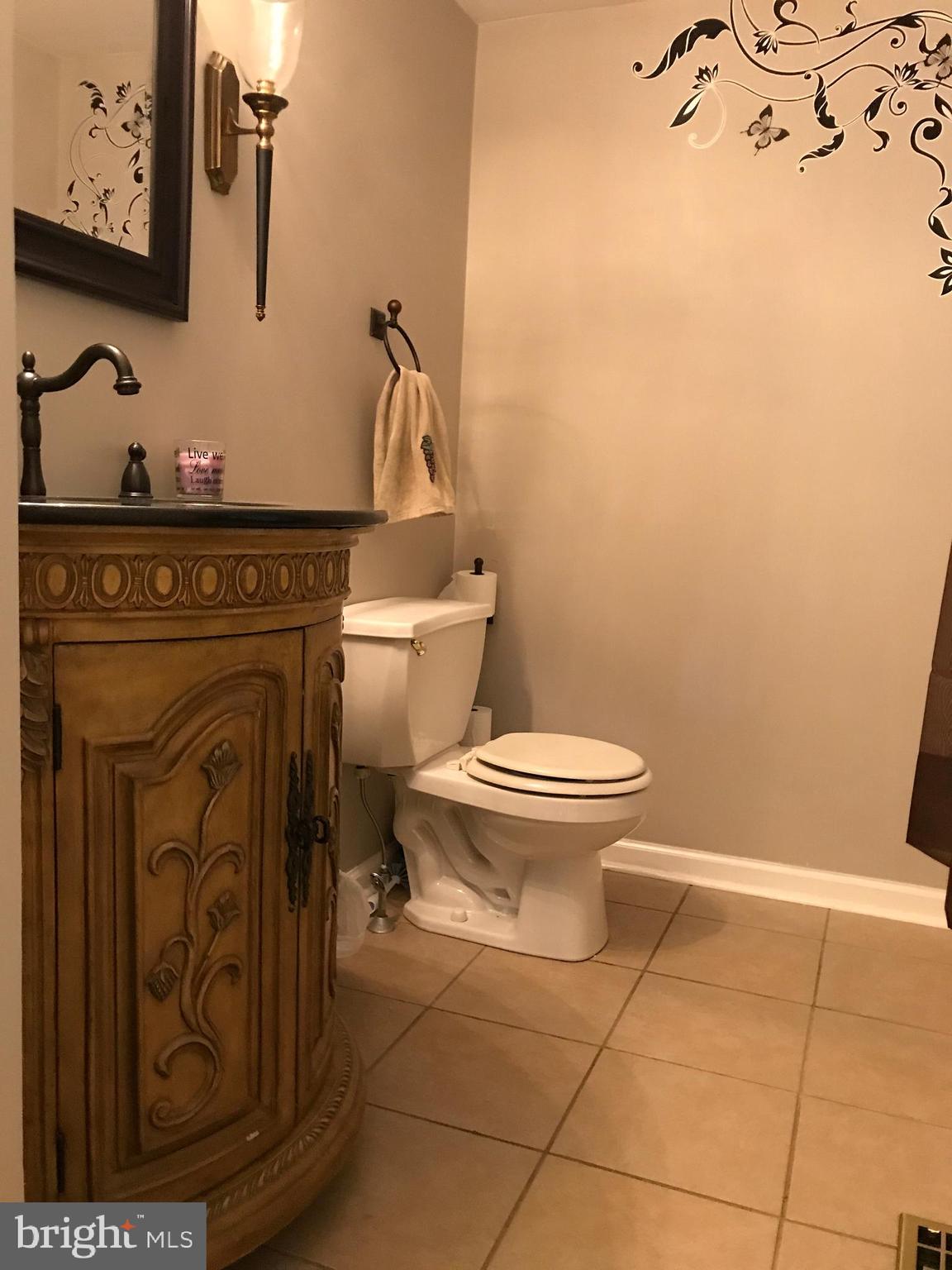 2620 Larkin Road Boothwyn, PA 19061 - Photo 7 of 23 Gallery Image 7