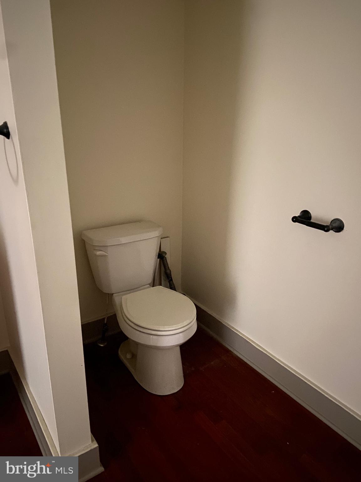317 Newport Road, Unit 1 Leola, PA 17540 - Photo 12 of 13 Bathroom