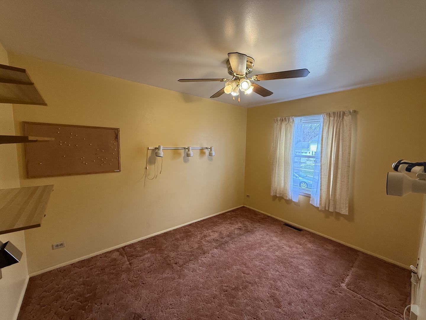 405 Cherry Valley Road Vernon Hills, IL 60061 - Photo 9 of 20