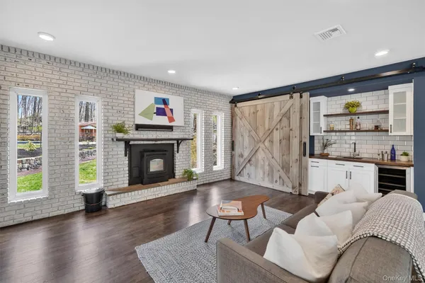 $1,290,000 | 57 Chester Court, Cortlandt Manor, NY 10567