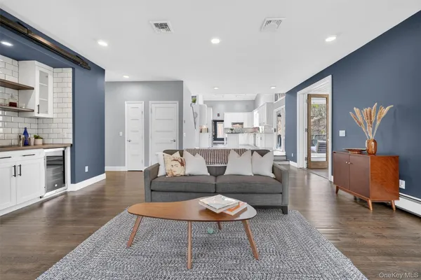 $1,290,000 | 57 Chester Court, Cortlandt Manor, NY 10567