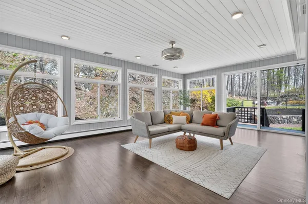 $1,290,000 | 57 Chester Court, Cortlandt Manor, NY 10567