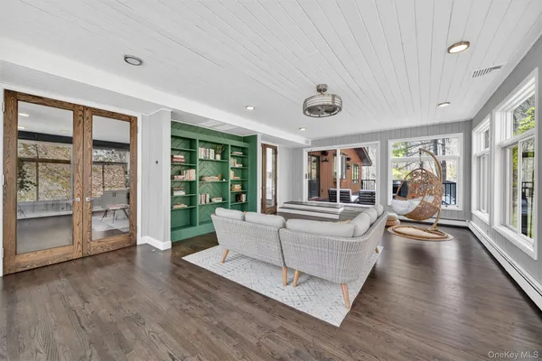 $1,290,000 | 57 Chester Court, Cortlandt Manor, NY 10567