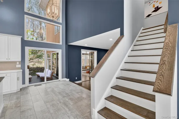 $1,290,000 | 57 Chester Court, Cortlandt Manor, NY 10567