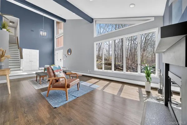 $1,290,000 | 57 Chester Court, Cortlandt Manor, NY 10567