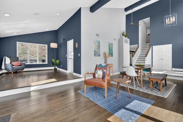 $1,290,000 | 57 Chester Court, Cortlandt Manor, NY 10567