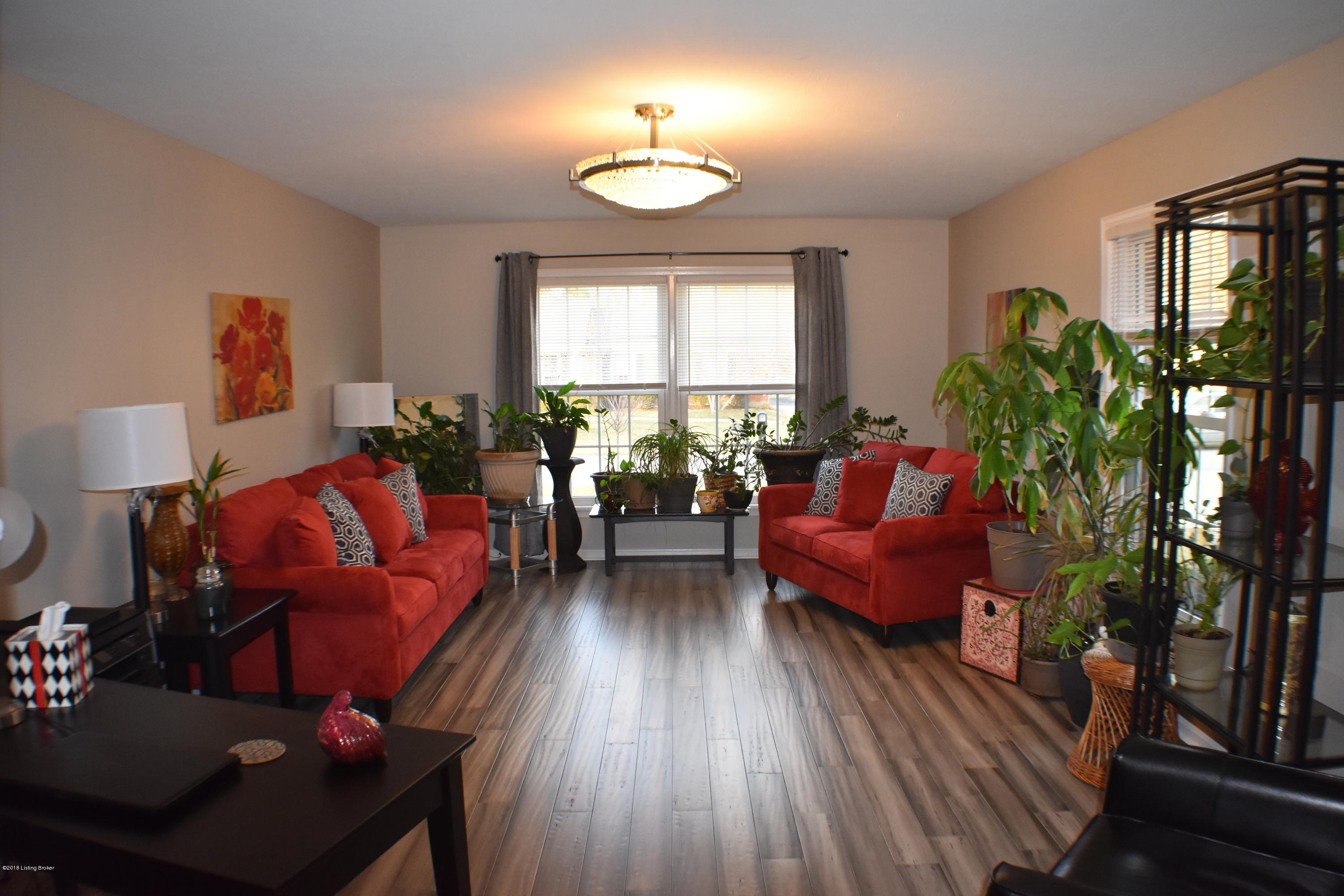 6700 Hollow Tree Road Louisville, KY 40228 - Photo 7 of 13 DSC_0008