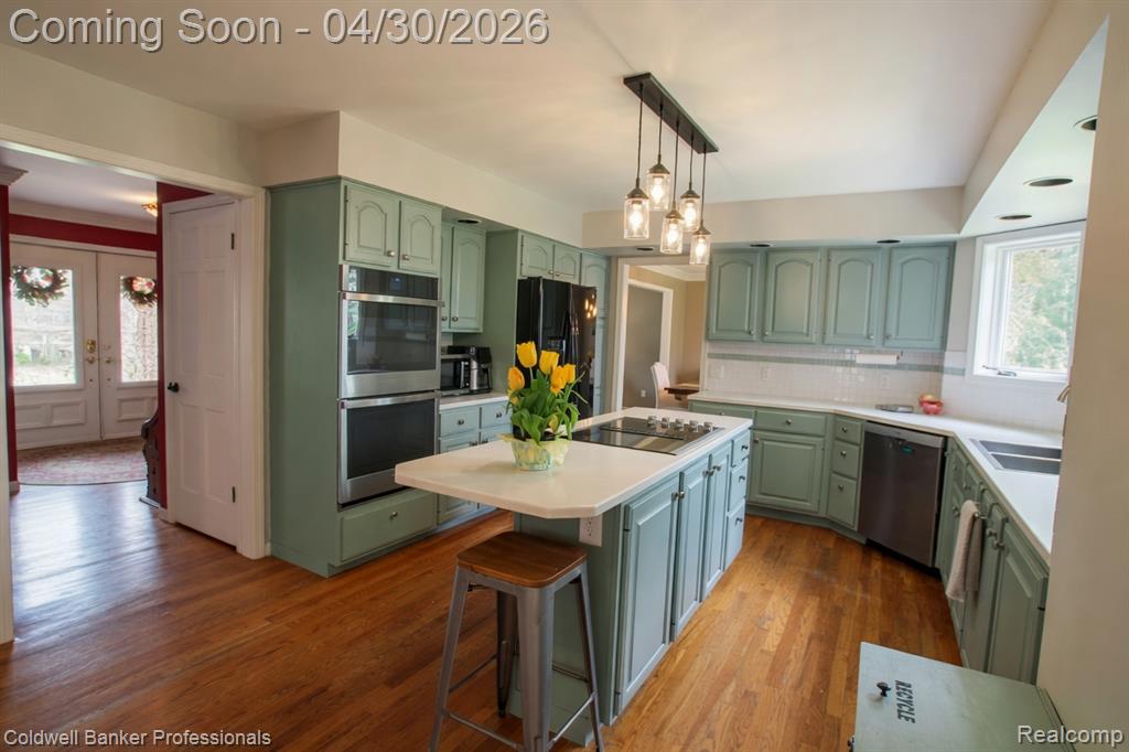 1345 Kings Pointe Road Grand Blanc, MI 48439 - Photo 6 of 82 Gallery Image 6