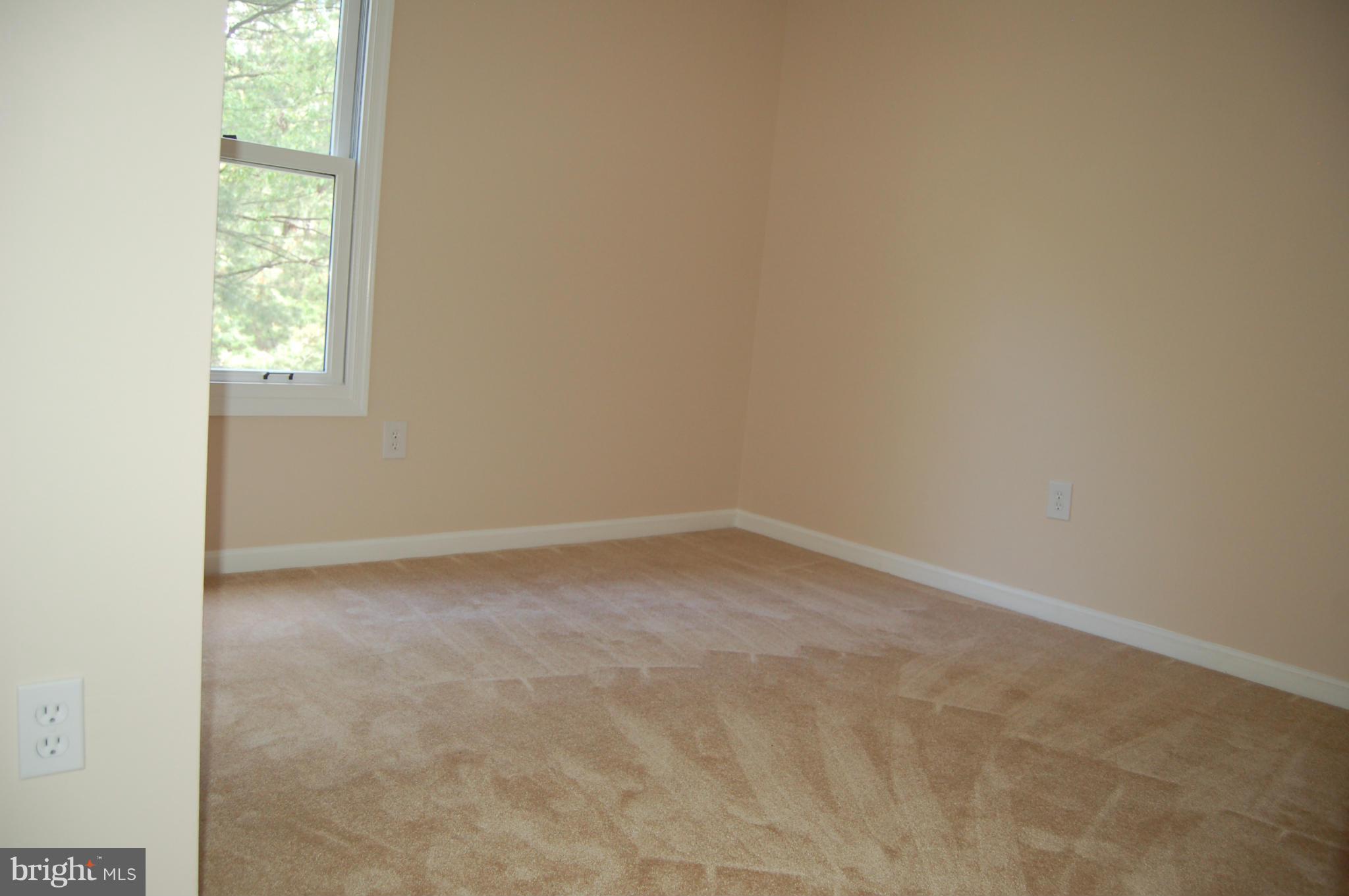 7238 Hikmat Road Manassas, VA 20111 - Photo 10 of 19 Bedroom