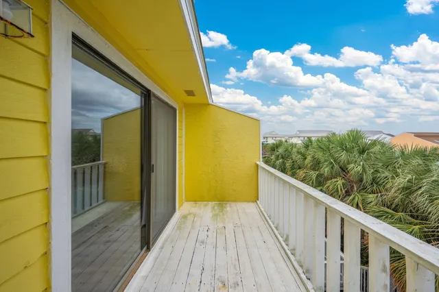 $545,000 | 8468 Gulf Boulevard, Unit UT4, Navarre, FL 32566