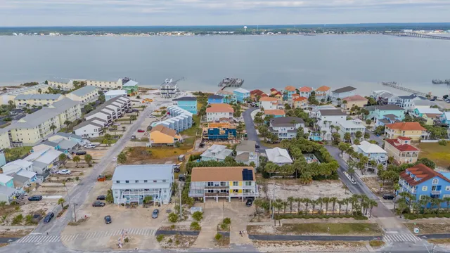 $545,000 | 8468 Gulf Boulevard, Unit UT4, Navarre, FL 32566