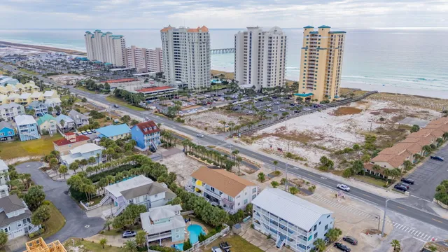 $545,000 | 8468 Gulf Boulevard, Unit UT4, Navarre, FL 32566