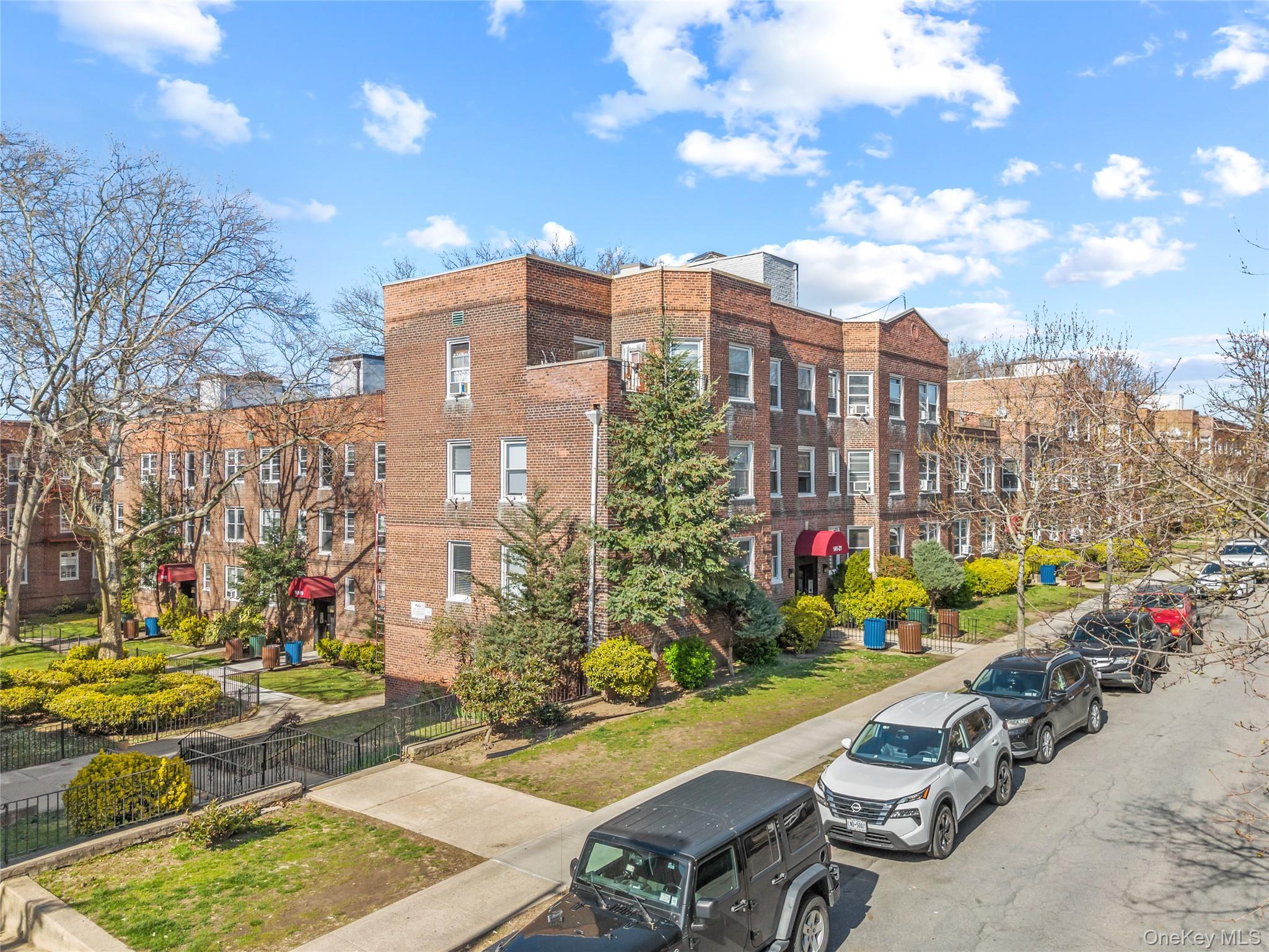141-21 78th Road, Unit 1B Queens, NY 11367 - Photo 2 of 22
