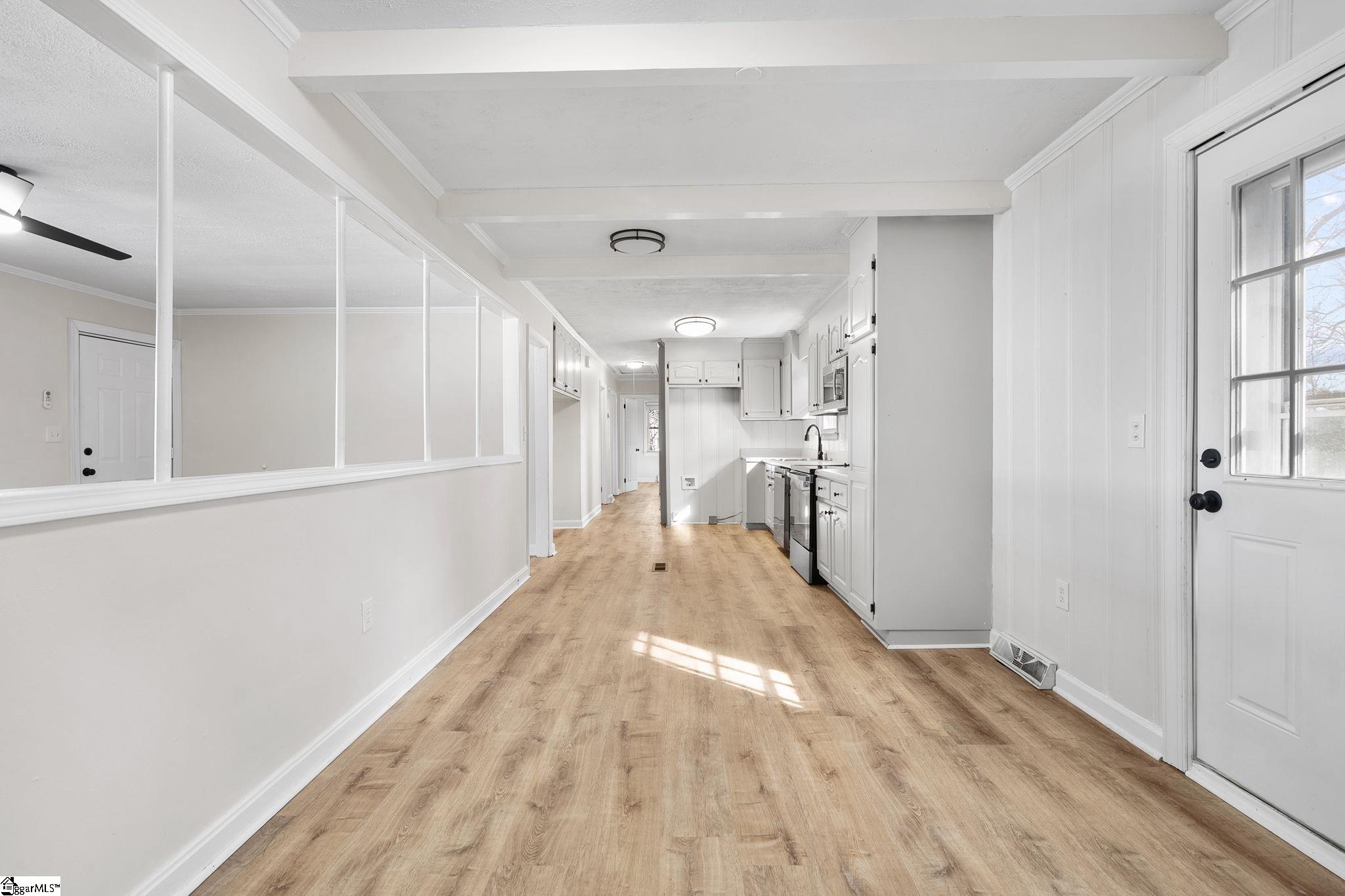 105 Mauldin Circle Mauldin, SC 29662 - Photo 13 of 25