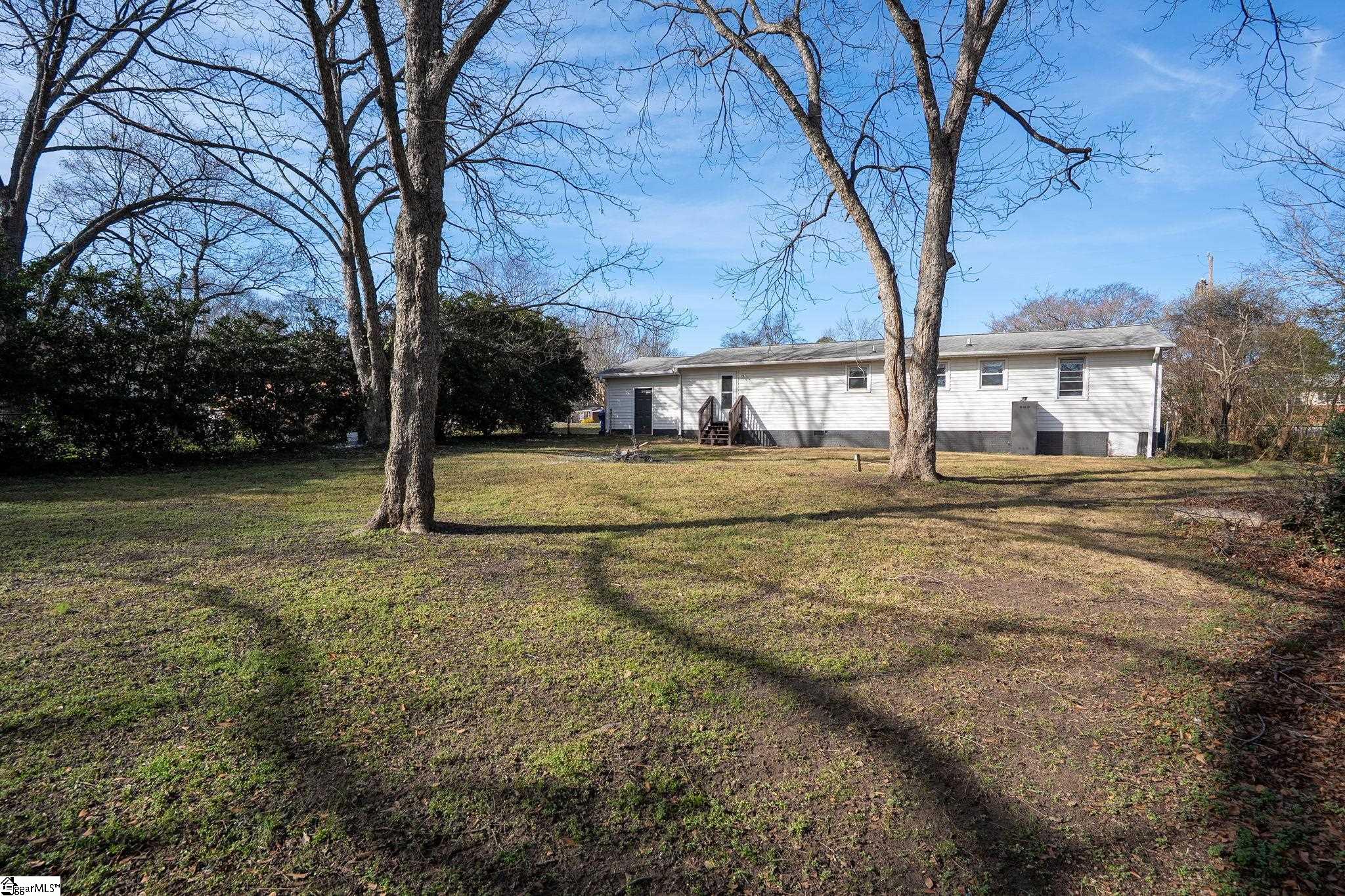 105 Mauldin Circle Mauldin, SC 29662 - Photo 6 of 25