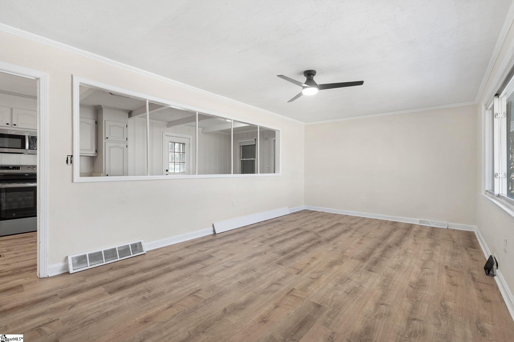 105 Mauldin Circle Mauldin, SC 29662 - Photo 10 of 25