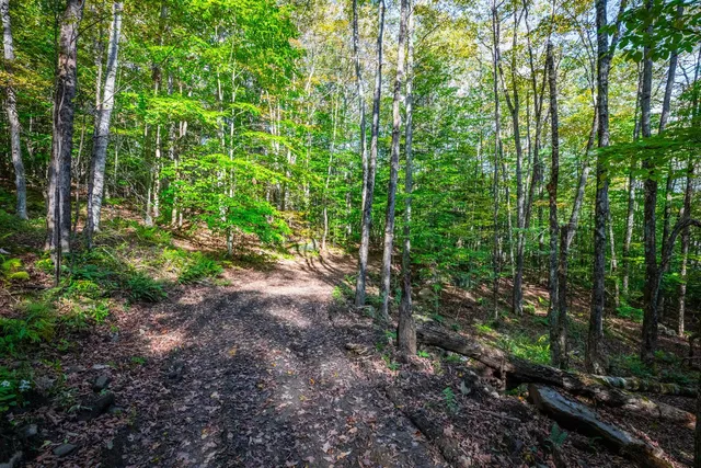 $699,000 | 0 Granite Ledge, Woodstock, VT 05091