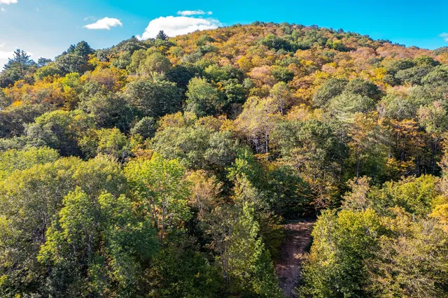 $699,000 | 0 Granite Ledge, Woodstock, VT 05091