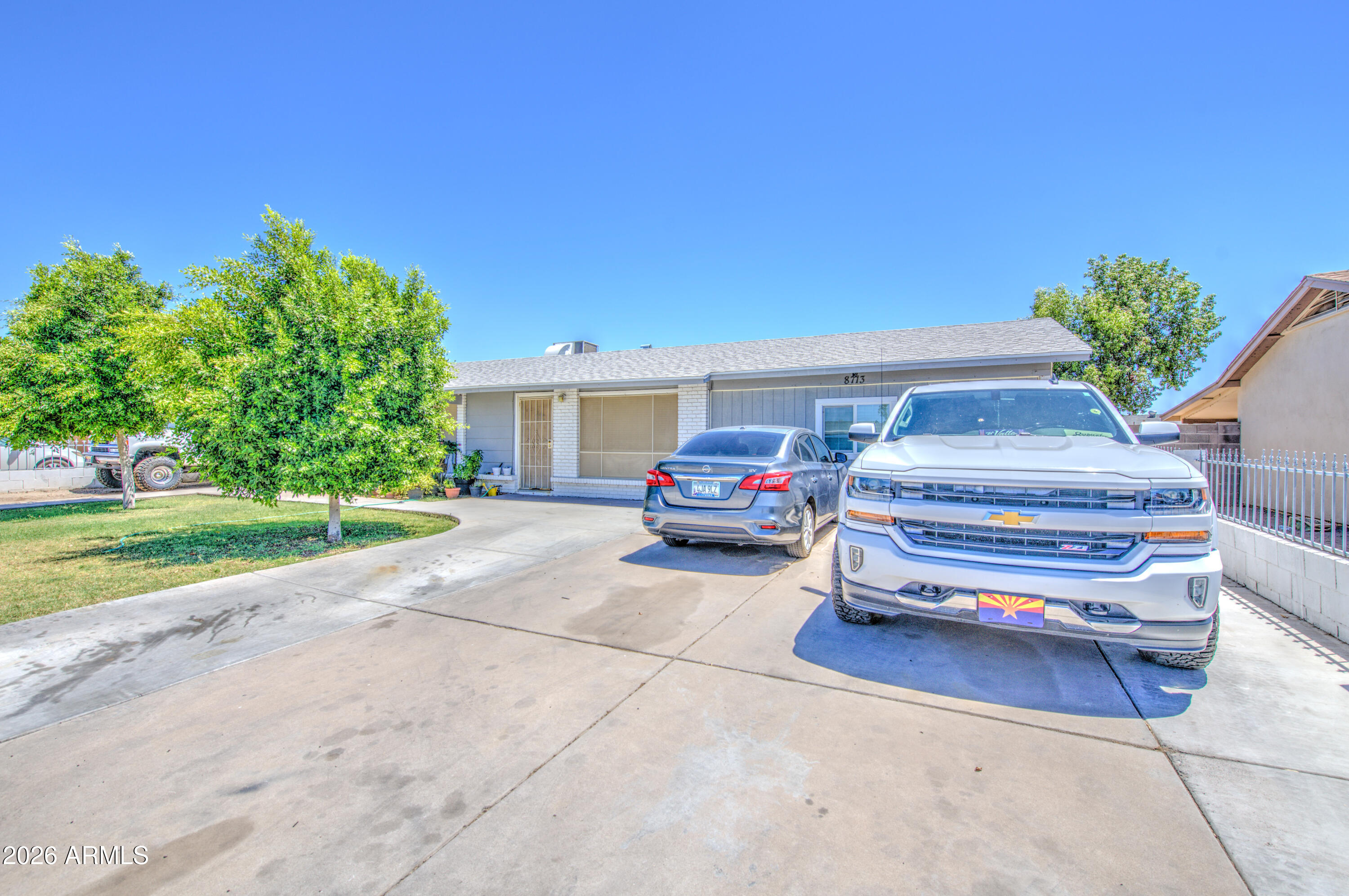 8713 West Osborn Road Phoenix, AZ 85037 - Photo 4 of 40 Front 3