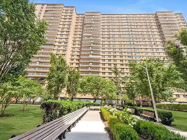 $439,000 | 464 Neptune Avenue, Unit 23F | Coney Island